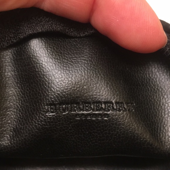 Burberry mini cosmetic case - Picture 4 of 4
